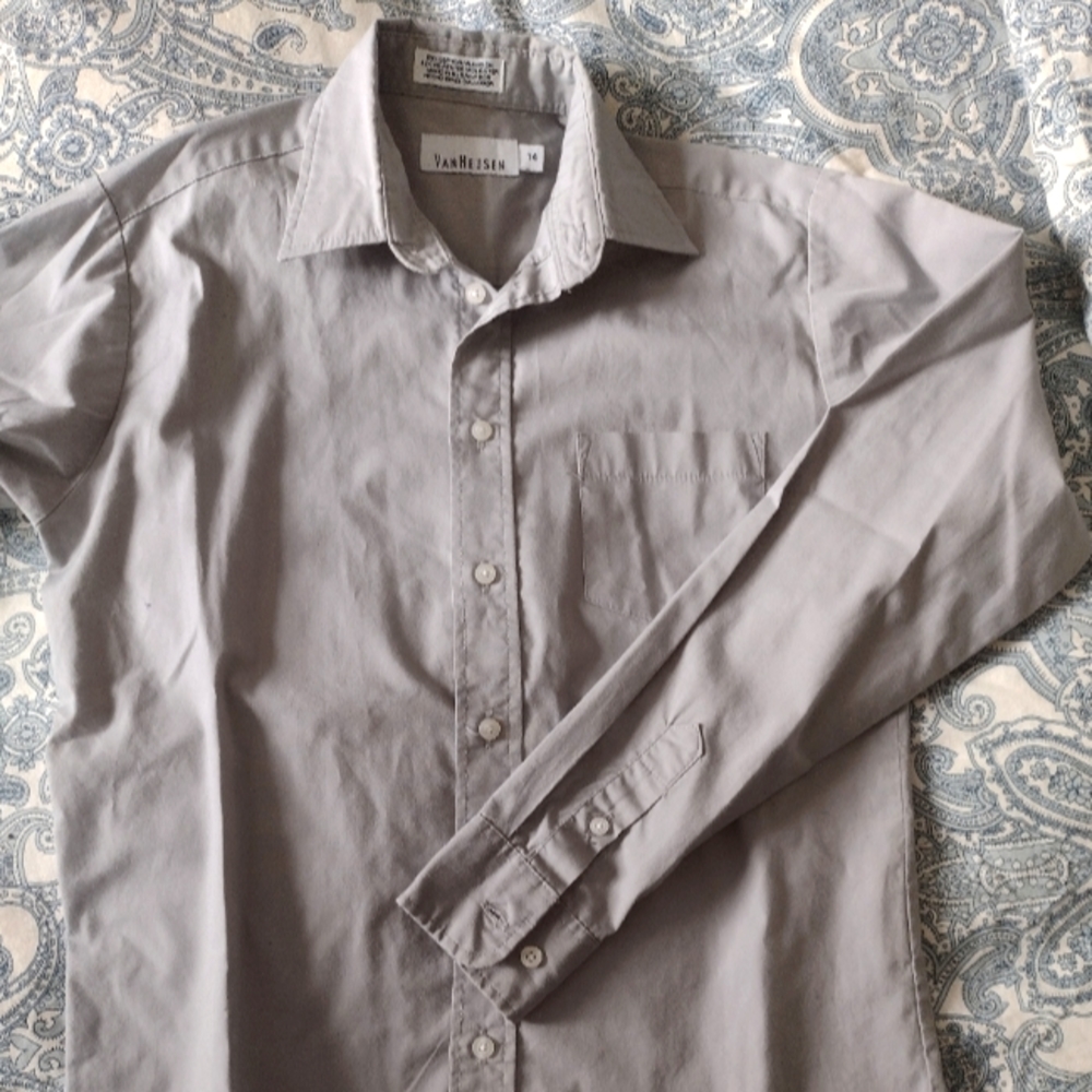 Boys Van Heusen Button Down Size 14